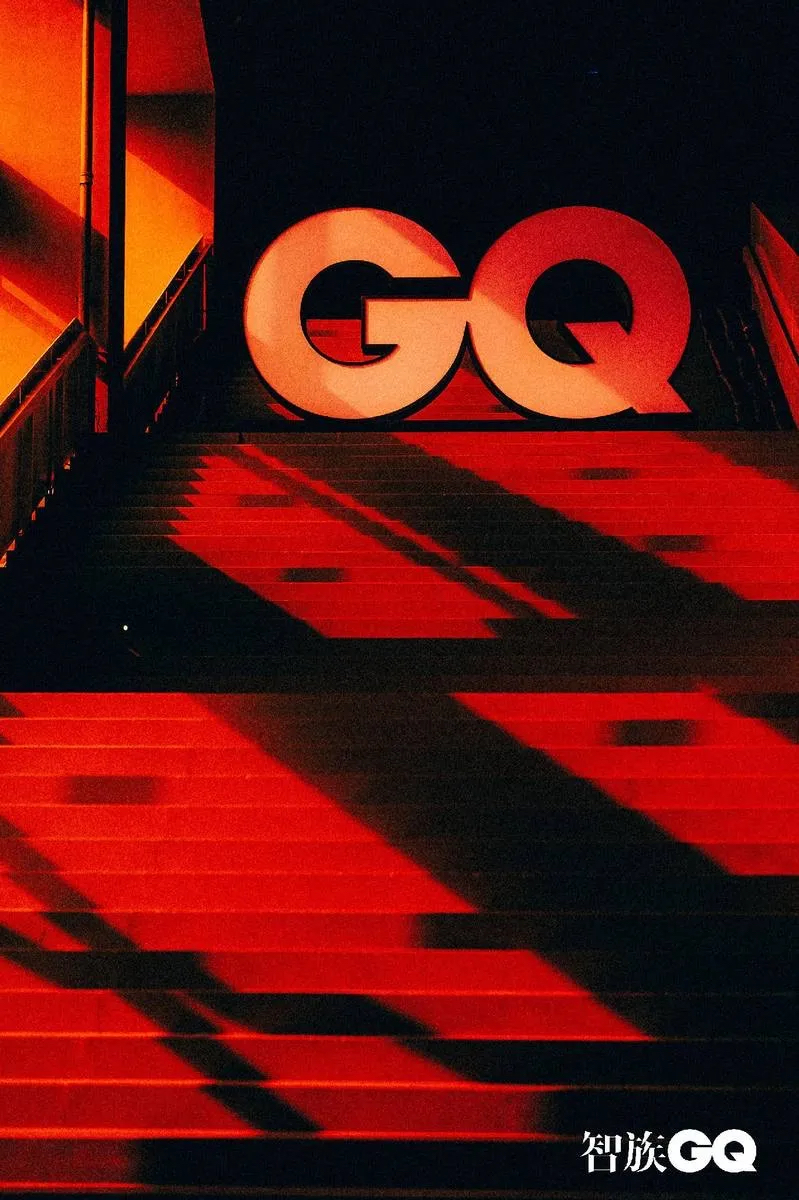 GQ年度人物盛典活動(dòng)策劃把樓梯打造成國內(nèi)首個(gè)紅毯LIVE SHOW - 第10張 - 會(huì)展活動(dòng)策劃CCASY.COM GQ年度人物盛典活動(dòng)策劃把樓梯打造成國內(nèi)首個(gè)紅毯LIVE SHOW - 第10張